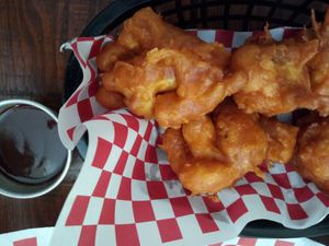 BBQ Cauliflower Wings at Vegan Junkies in Lisbon