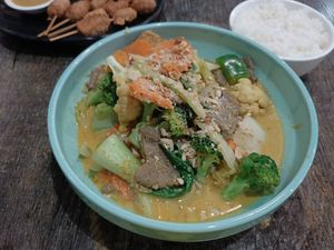 V.Beef Curry at West End Vegan Restaurant in West End