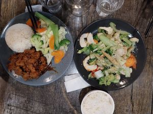 Lemongrass 'Chicken' & Garlic 'Prawn' at West End Vegan Restaurant in West End