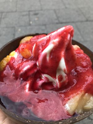 Yummi - bring your own bowls and save the environment  at YOMARO in Essen