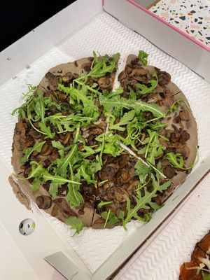 Cauli base pizza w mushroom & truffle at Humble in South West London