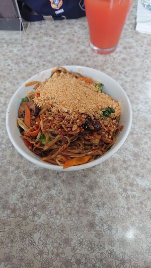Padthai stir fry noodles at Jumping Buddha in Belfast