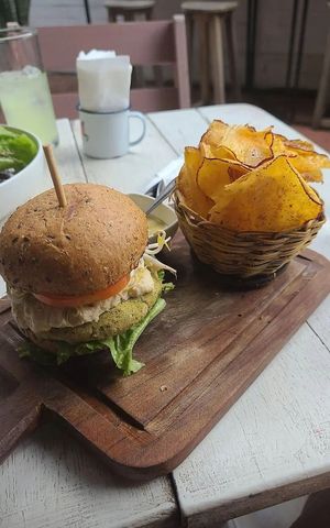  at Buddha Bowls in Santa Cruz