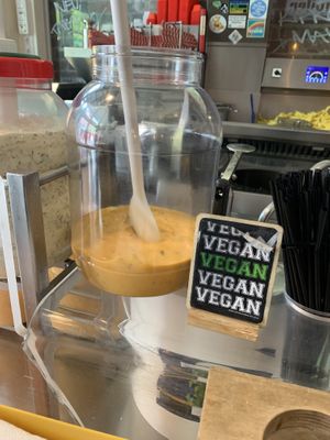 Vegan sauce at Max Frituur in Bochum