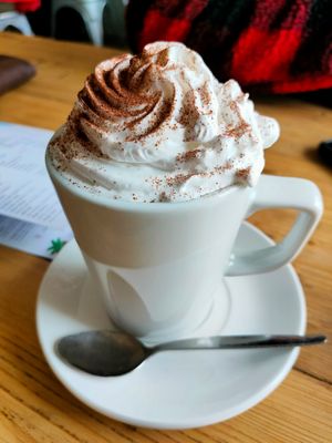 Vegan hot chocolate at The Beachcomber Cafe in Woolacombe