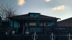 Front of the building at Vegan Food House in Dallas