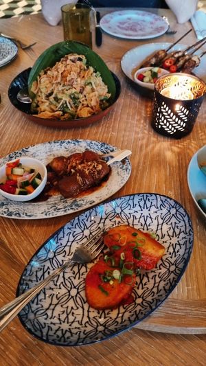 Starters from the rijsttafel 🤤 at Mama Makan in Amsterdam