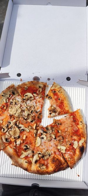  at Dieci Pizza in Rapperswil-jona