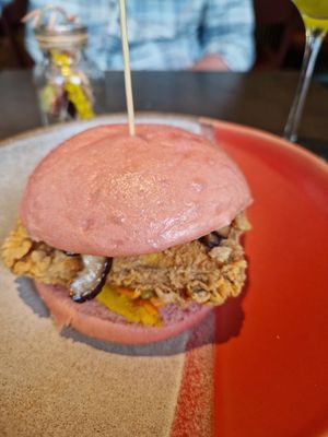 Vegan crispy tofu and mushroom bao bun with kimchi at No Name in Chur