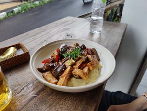 Veggie teriyaki at Pumpkin and Beetroot in Ubud
