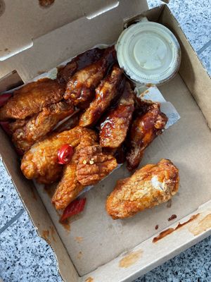 NON VEGAN!! Actual chicken wings at V Temple Bar in Dublin