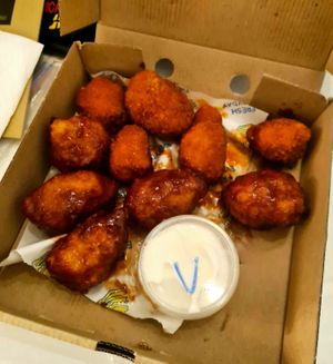 Vegan Wings Mixed Box at V Temple Bar in Dublin