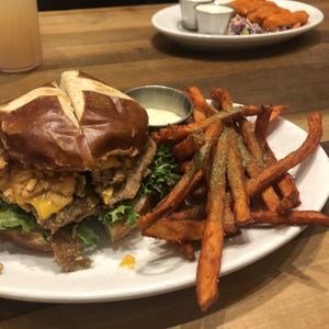 Jalapeño Burger! Was amazing! I had mine with ranch! 🤤👌🏻🔥 at Native Foods in Palm Springs