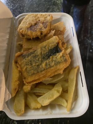 Tofish supper at The Kent Fish & Chip Shop in Glasgow