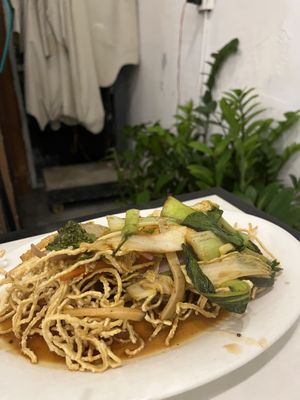 Crispy Stirfry Noodles   at Loving Vegan in Da Nang