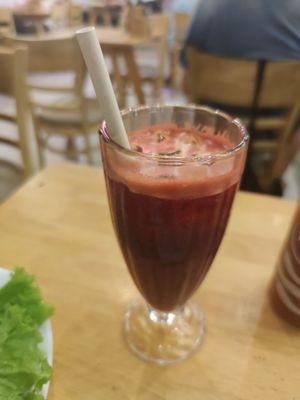 Beetroot & Carrot juice at Loving Vegan in Da Nang