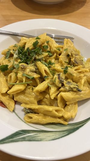 Mac‘n‘cheeze  at Loving Vegan in Da Nang