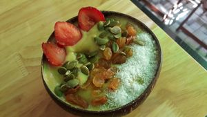 Smoothie bowl at Loving Vegan in Da Nang