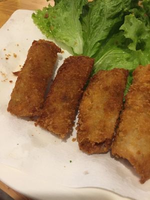 Crispy spring rolls at Loving Vegan in Da Nang