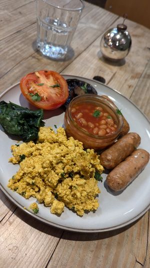 The big breakfast with an extra sausage instead of bread at Green Earth in Bedford