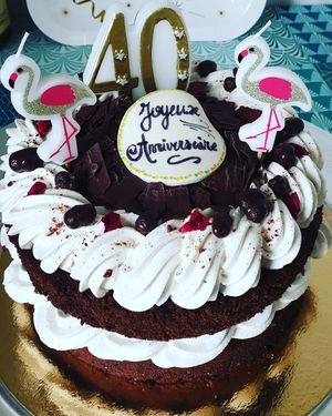 Birthday tasty cake at EnVie Vegan in Geneva