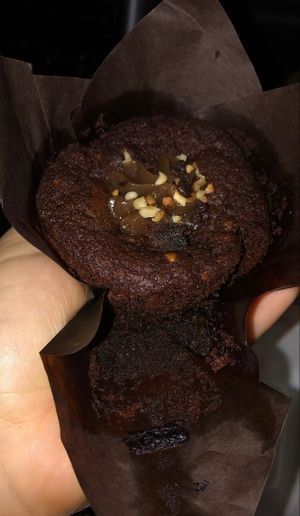 Muffin au chocolat   at EnVie Vegan in Geneva