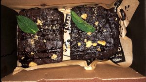 Brownies   at EnVie Vegan in Geneva