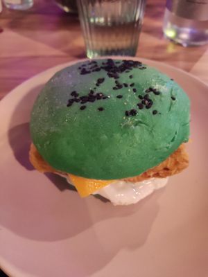 Vegan burger (no fish) at EnVie Vegan in Geneva