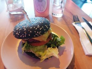  at EnVie Vegan in Geneva