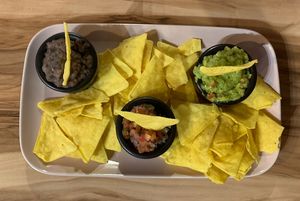 Nachos to share  at EnVie Vegan in Geneva