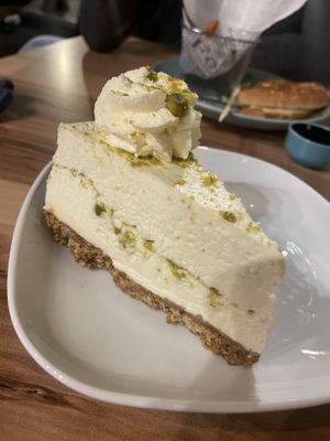   at EnVie Vegan in Geneva