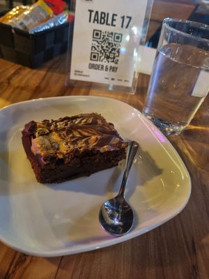  at EnVie Vegan in Geneva