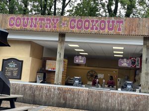 Here you can by the pasta  at Bobbejaanland in Kasterlee