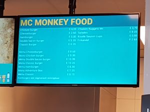 On the bottom is says that they offer a vegetarian burger, but I do not know if it's vegan. You'd have to ask. at Bobbejaanland in Kasterlee