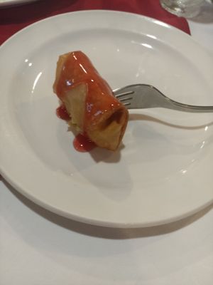 Vegetable roll with sweet & sour sauce at Lung Fung in Panama City