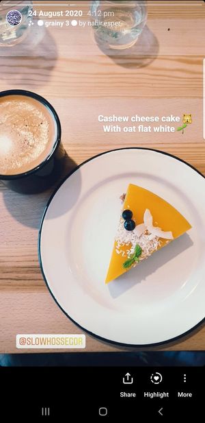 Cashew cheese cake at SLOW in Soorts-hossegor