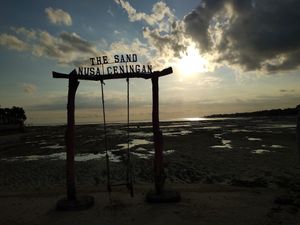 Nice swing from the restaurant with view at The Sand in Lembongan