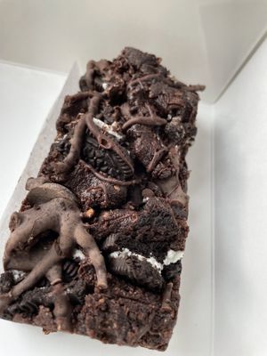 vegan oreo fudge brownie at Mood in Watford