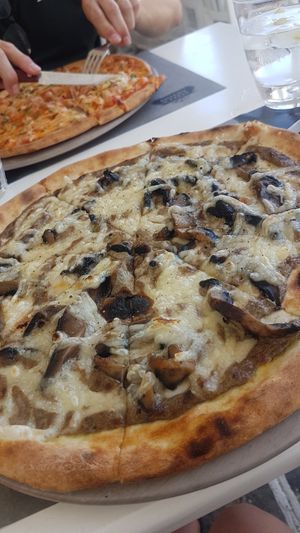 Mushroom truffle pizza at d'Angelo in Mykonos