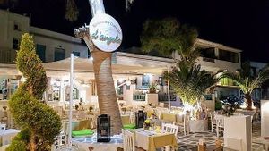 Amazing outdoor seating at d'Angelo in Mykonos