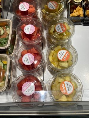 Fruits at KEF - Mathús in Keflavik