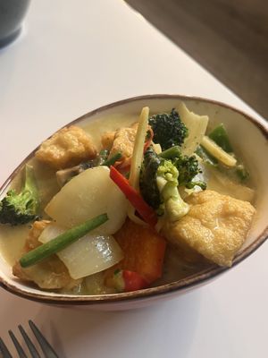 The vegan yellow curry was excellent 🥰  at Bell Pepper in Waterford