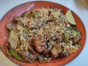 Vegan pad thai at Bell Pepper in Waterford