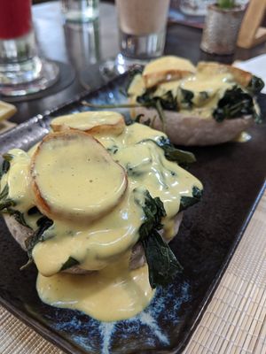 Mushroom Florentine at Bong Bonlai at YK Art House in Phnom Penh