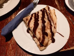 Veganer Pfannkuchen mit Nuss Nougat Füllung at Kult in Wurzburg