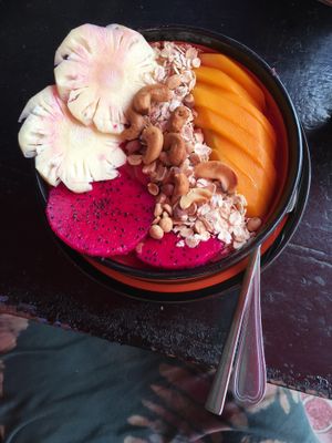 Pitaya bowl at Kampot Juice Box in Kampot