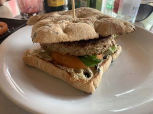 Sehr, sehr guter Soya-Burger im Foccacia-Brot für 4€. Sehr lecker!  at Guep Cafe in Mallorca