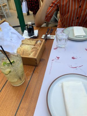 Bread basket  at Marmita in Skiathos