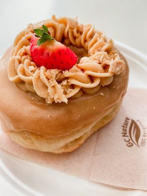 Peanut butter doughnut at Scoop 'n Dough in Lisbon