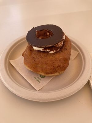 Tiramisu donut (6.50€?!) at Scoop 'n Dough in Lisbon